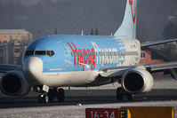 D-AHFC @ SZG - Boeing 737-8K5 - by Juergen Postl