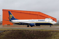 EI-DAF @ EGGW - Ryanair B737 about to depart Luton - by Terry Fletcher