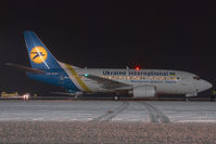 UR-GAW @ VIE - Ukraine International Boeing 737-500 - by Yakfreak - VAP