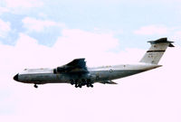 68-0213 @ DYS - C-5A landing at Dyess AFB