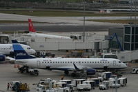 N296JB @ KFLL - ERJ 190-100 IGW - by Mark Pasqualino