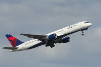 N698DL @ KFLL - Boeing 757-200 - by Mark Pasqualino