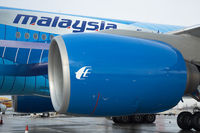 9M-MRD @ VIE - Malaysian Boeing 777-200 - by Yakfreak - VAP