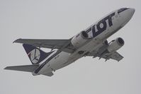 SP-LKF @ LOWW - LOT Polish Airlines - by Delta Kilo