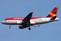 N647AV @ IAD - Avianca N647AV (FLT AVA286) from El Dorado Int'l (SKBO) on short-final to RWY 1R. - by Dean Heald