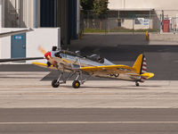 N48742 @ KSMO - N48742 taxiing - by Torsten Hoff