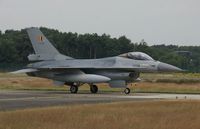 FA-95 @ EBBL - FA-95 F-16AM Belgian Air Force.Taxiing in. - by Robert Roggeman