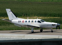 95 @ LFBT - Arriving to the terminal - by Shunn311