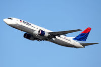 N3738B @ LAX - Delta Airlines N3738B (FLT DAL1166) climbing out from RWY 25R enroute to Salt Lake City Int'l (KSLC). - by Dean Heald