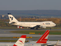 EP-IAH @ VIE - Very rare visitor, a 32 yr. old veteran, departing RWY 16 bound for TH - by P. Radosta - www.austrianwings.info