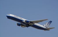 N654UA @ KLAX - Boeing 767-300