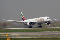 A6-ECD @ VIE - Emirates Boeing 777-31H(ER) - by Joker767