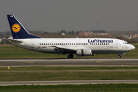 D-ABEW @ VIE - Lufthansa Boeing 737-330 - by Joker767