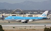 PH-BFY @ KLAX - Boeing 747-400 - by Mark Pasqualino