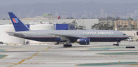 N204UA @ KLAX - Taxi to gate - by Todd Royer
