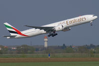 A6-ECM @ VIE - Emirates Boeing 777-300 - by Thomas Ramgraber-VAP