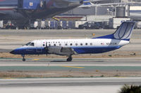 N585SW @ KLAX - Taxi to gate - by Todd Royer