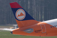 EK-32007 @ ZRH - Armavia Airbus A319-111 - by Juergen Postl
