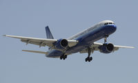 N502UA @ KLAX - Landing 24R at LAX - by Todd Royer