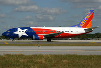 N352SW @ FLL - visitor - by Wolfgang Zilske