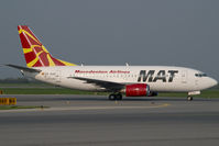 Z3-AAH @ VIE - Macedonian Airlines Boeing 737-500 - by Yakfreak - VAP