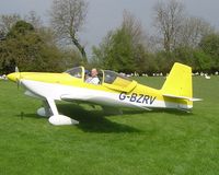 G-BZRV - Visiting AIrcraft AT pRIORY fARM - by keith sowter