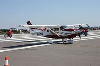N32HS @ LAL - Cessna T206H