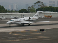 N905QS @ KSMO - N905QS departing from RWY 21 - by Torsten Hoff