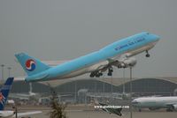 HL7482 @ VHHH - Korean Air Cargo - by Michel Teiten ( www.mablehome.com )
