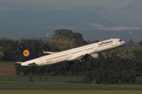 D-AIRL @ LOWW - Lufthansa - by Delta Kilo