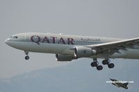 A7-AFP @ VHHH - Qatar Airways - by Michel Teiten ( www.mablehome.com )