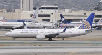 N76288 @ KLAX - Taxi to gate - by Todd Royer