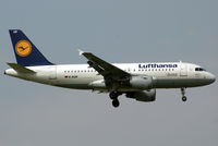 D-AILW @ VIE - Lufthansa Airbus A319-114 - by Joker767