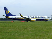 EI-DCY @ EGPH - another Ryanair arrives at EDI - by Mike stanners