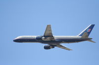 N526UA @ KLAX - United Airlines Boeing 757-222, N526UA departs KLAX RWY 25R - by Mark Kalfas