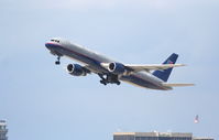 N513UA @ KLAX - United Airlines Boeing 757-222, N513UA departs KLAX RWY 25R - by Mark Kalfas