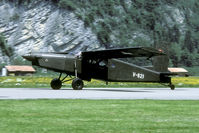 V-621 @ LSMM - The first series of the Swiss PC-6 used to be dark green all over. It has changed to the newer disruptive pattern now. - by Joop de Groot