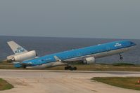 PH-KCK @ TNCC - departing Curacao for europa - by daniel jef