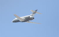 N423SJ @ KLAX - British Aerospace BAE 125 SERIES 800A, N423SJ departing 25L KLAX. - by Mark Kalfas