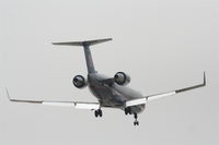 N919SW @ KLAX - Skywest Bombardier CL-600-2B19, N919SW short final RWY 24R KLAX. - by Mark Kalfas