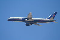 N527UA @ KLAX - United Airlines Boeing 757-222, N527UA RWY 25R departure KLAX. - by Mark Kalfas