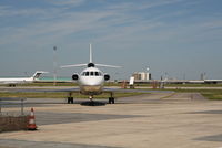N343MG @ EBBR - Arriving on General Aviation apron - by Daniel Vanderauwera