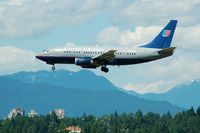 N935UA @ YVR - Landing at YVR - by metricbolt