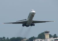 N406NV @ SHV - Off of runway 14 at Shreveport Regional. - by paulp