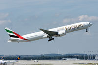 A6-ECK @ EDDM - Emirates Boeing B777-31H/ER - by Janos Palvoelgyi