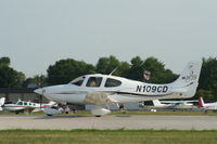 N109CD @ KOSH - SR20