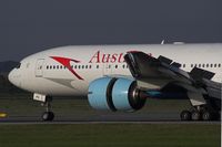 OE-LPC @ LOWW - AUSTRIAN AIRLINES - by Delta Kilo