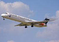 OY-KHE @ EBBR - Special Star Alliance scheme for this MD82 on short final rwy 25L. - by Philippe Bleus