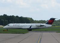 N827AS @ SHV - Taxiing to runway 23 at the Shreveport Regional airport. - by paulp