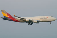 HL7414 @ VIE - Asiana Airlines Boeing 747-400 - by Thomas Ramgraber-VAP